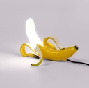 Seletti-Lighting-Blow-Banana-Lamp-13070-BananaLampGialla_035.jpg